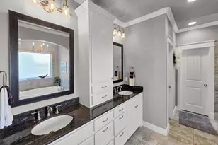 2139 Gulf, Crystal Beach, TX 77650 - Photo 32