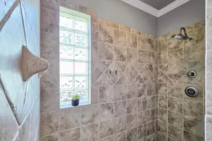 2139 Gulf, Crystal Beach, TX 77650 - Photo 34