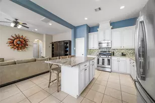122 Cheswood Forest Dr, Montgomery, TX 77316 - Photo 4