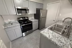 2277 S Kirkwood Rd, Houston, TX 77077 - Photo 4