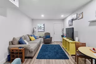 2633 W Main St, Baytown, TX 77520 - Photo 14