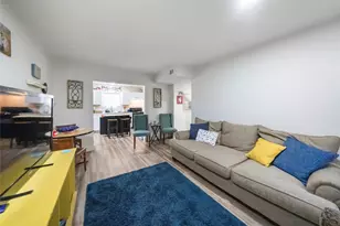 2633 W Main St, Baytown, TX 77520 - Photo 16