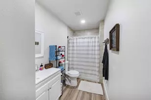 2633 W Main St, Baytown, TX 77520 - Photo 12