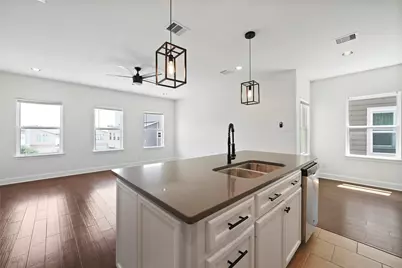 5408 Jonathan Lane, Houston, TX 77011 - Photo 8