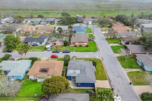 7 Gulf Ln, Galveston, TX 77550 - Photo 20