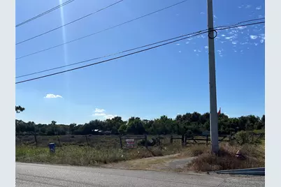 900 Buttonwood Drive, Texas City, TX 77591 - Photo 2