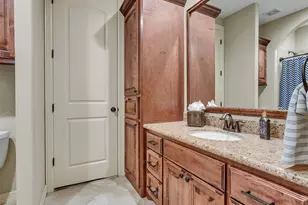 15601 Crown Oaks Dr, Montgomery, TX 77316 - Photo 36