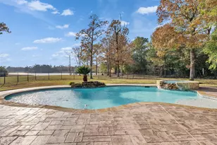 15601 Crown Oaks Dr, Montgomery, TX 77316 - Photo 46