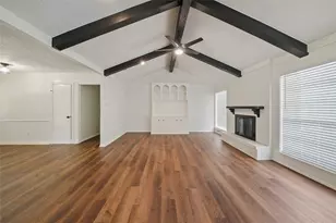 719 Thornwood Dr, Shenandoah, TX 77381 - Photo 8