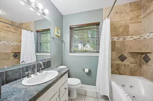 6306 Woodbrook Ln, Houston, TX 77008 - Photo 12