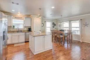 22122 Cantina Dr, Galveston, TX 77554 - Photo 10