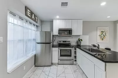 6853 Chasewood Drive, Houston, TX 77489 - Photo 8