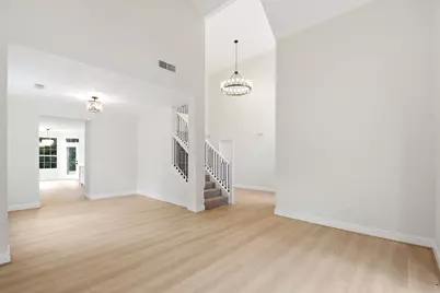 62 S Hidden View Circle, The Woodlands, TX 77381 - Photo 14