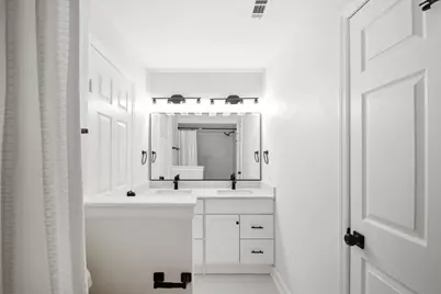 62 S Hidden View Circle, The Woodlands, TX 77381 - Photo 36