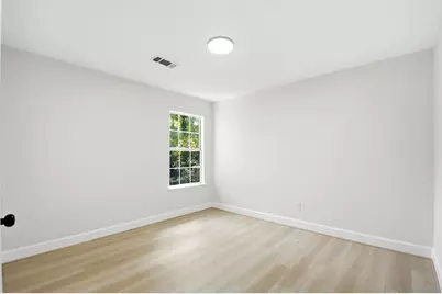 62 S Hidden View Circle, The Woodlands, TX 77381 - Photo 32