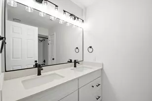 62 S Hidden View Cir, The Woodlands, TX 77381 - Photo 34