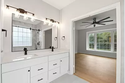 62 S Hidden View Circle, The Woodlands, TX 77381 - Photo 22