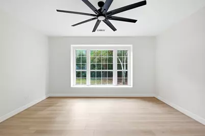 62 S Hidden View Circle, The Woodlands, TX 77381 - Photo 18