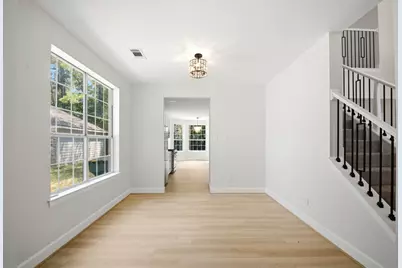 62 S Hidden View Circle, The Woodlands, TX 77381 - Photo 16