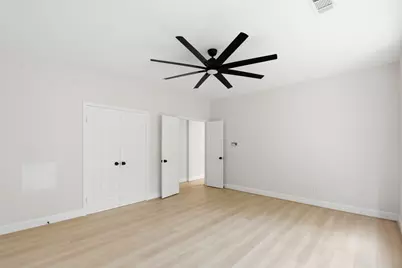 62 S Hidden View Circle, The Woodlands, TX 77381 - Photo 18