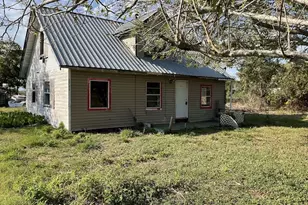 2739 Oyster Creek Bend, Freeport, TX 77541 - Photo 4