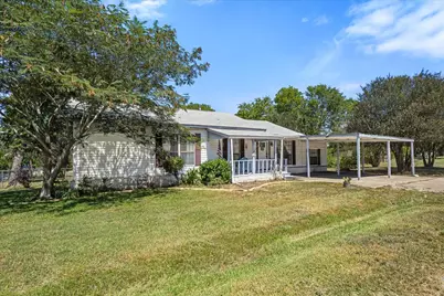 1206 W 8th St, Caldwell, TX 77836 - Photo 1