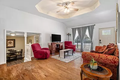 1206 W 8th St, Caldwell, TX 77836 - Photo 6