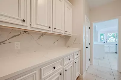 11210 Hundred Bridge Lane, Sugar Land, TX 77498 - Photo 14