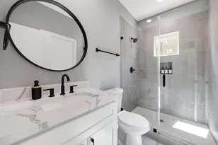 3012 Markle Dr, Houston, TX 77003 - Photo 8