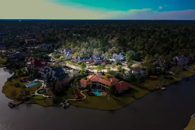 63 N Windsail Place, The Woodlands, TX 77381 - Photo 2