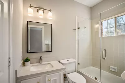 63 N Windsail Place, The Woodlands, TX 77381 - Photo 40