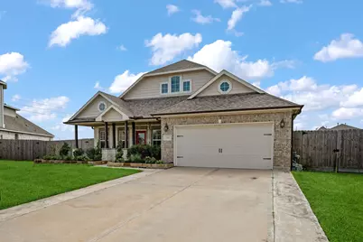 226 Rio Grande Drive, Baytown, TX 77523 - Photo 2