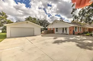 106 Woodland Rd, Lake Jackson, TX 77566 - Photo 42