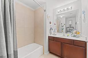 405 Hawks View Dr, Texas City, TX 77568 - Photo 16