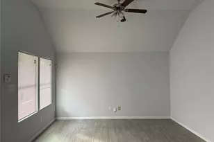 4509 Larkspur St, Houston, TX 77051 - Photo 2