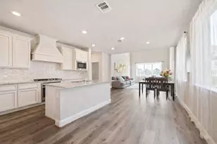 740 Ocean Palms Dr, Katy, TX 77493 - Photo 4