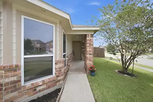 9897 Expedition Trail, Conroe, TX 77385 - Photo 4