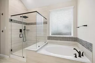 1924 Canyon Live Oak St, Conroe, TX 77304 - Photo 16
