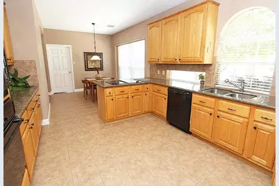 6007 Planters Point Court, Sugar Land, TX 77479 - Photo 2