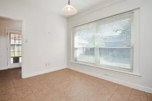 6007 Planters Point Ct, Sugar Land, TX 77479 - Photo 10