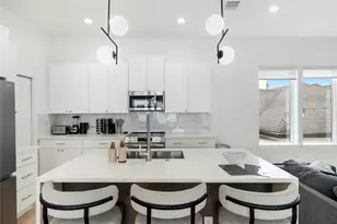 3010 Delano St, Houston, TX 77004 - Photo 10