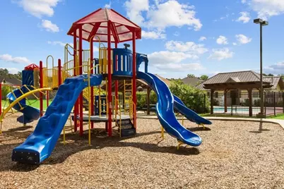 219 Springfield Terrace, Conroe, TX 77304 - Photo 18