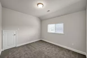 2754 Hidden Hollow Ln, Conroe, TX 77385 - Photo 32