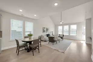 2754 Hidden Hollow Ln, Conroe, TX 77385 - Photo 12