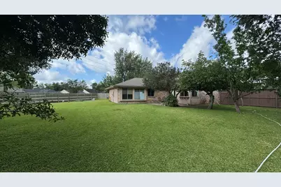 1919 Iron Ridge, Sugar Land, TX 77478 - Photo 2