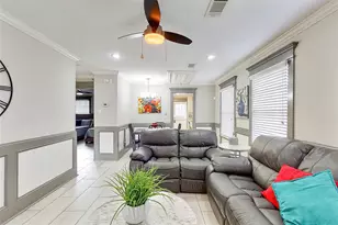 7825 Cook Rd, Houston, TX 77072 - Photo 8