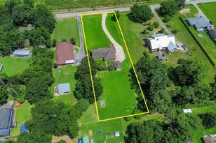 2705 Clark Ln, Orange, TX 77632 - Photo 10