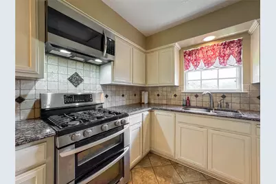 2705 Clark Lane, Orange, TX 77632 - Photo 4