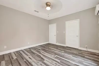 1511 Scharpe Street #2, Houston, TX 77023 - Photo 18
