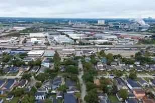 1511 Scharpe St, Houston, TX 77023 - Photo 24